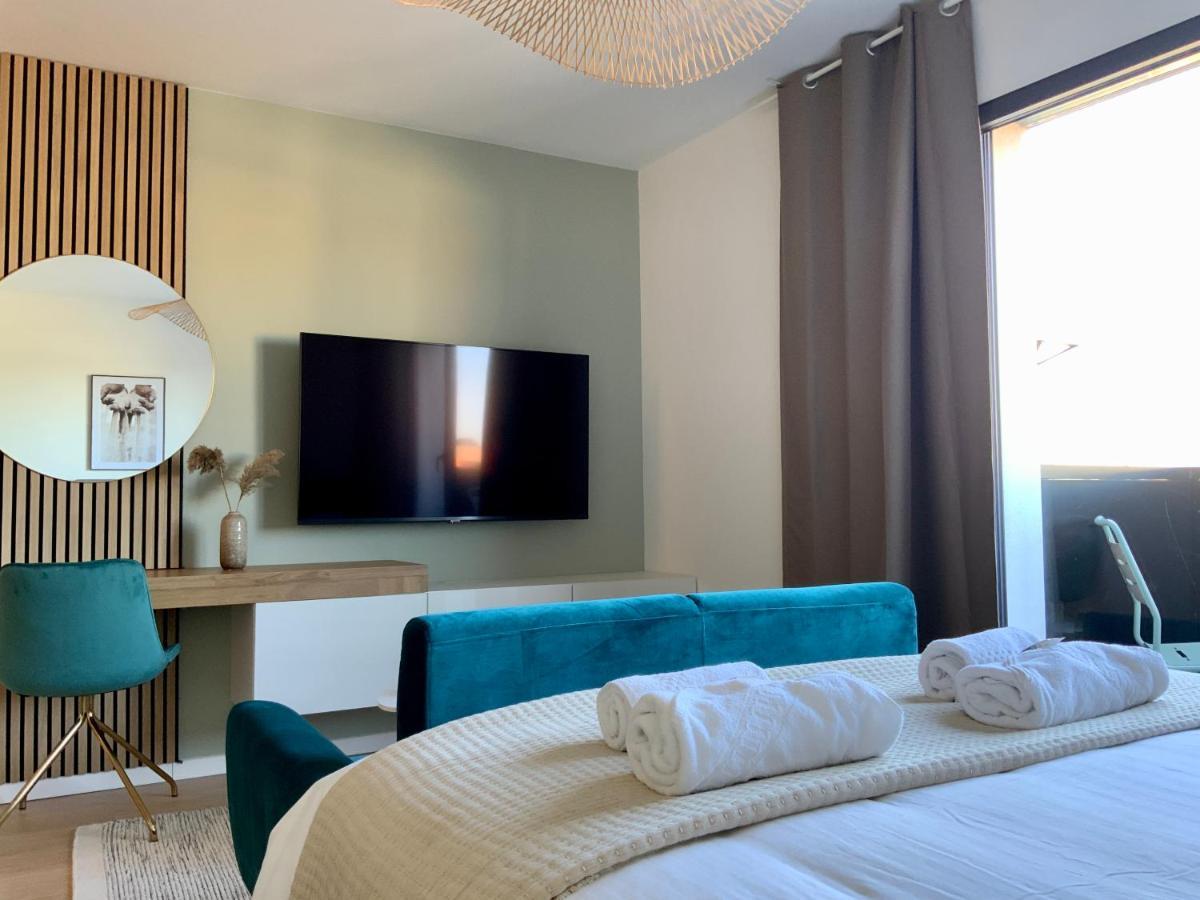 Appartement Les Loges De La - *